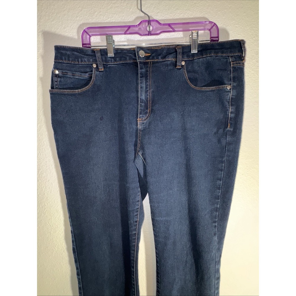 Tahari Women's  Jeans Size 16/33 High Rise Ankle Stretch Soft Curvy Denim